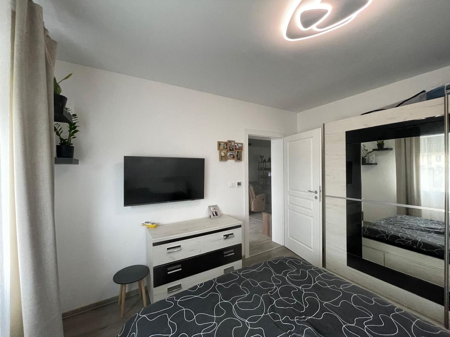 Duplex complet mobilat si utilat - 3 camere - Mosnita - Poză 8