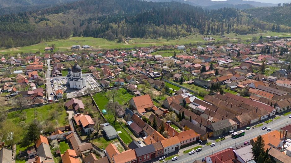 Casă Săsească Autentică cu Șură Impresionantă în Cristian – Teren 2729mp - Poză 42