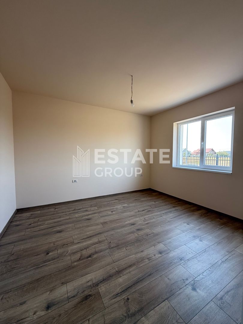 Casa individuala cu 4 camere in Mosnita Noua - Poză 11
