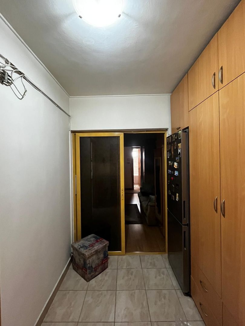Apartament 3 camere decomandat, 75 mp, parcare, mobilat, zonă excelentă Pallady - Poză 3