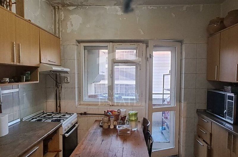 4 camere | 137 mp | Matei Voievod - Poză 16