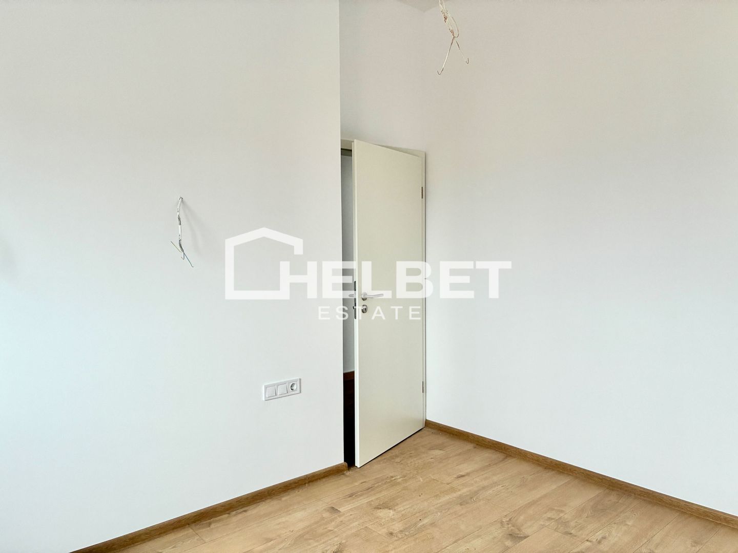 3 Camere / Sânpetru / Parcare / Finisat - Poză 7