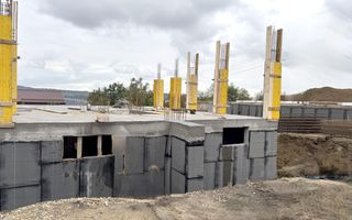 Case cuplate in zonacVivo cu panorama deosebita. - Poză 1