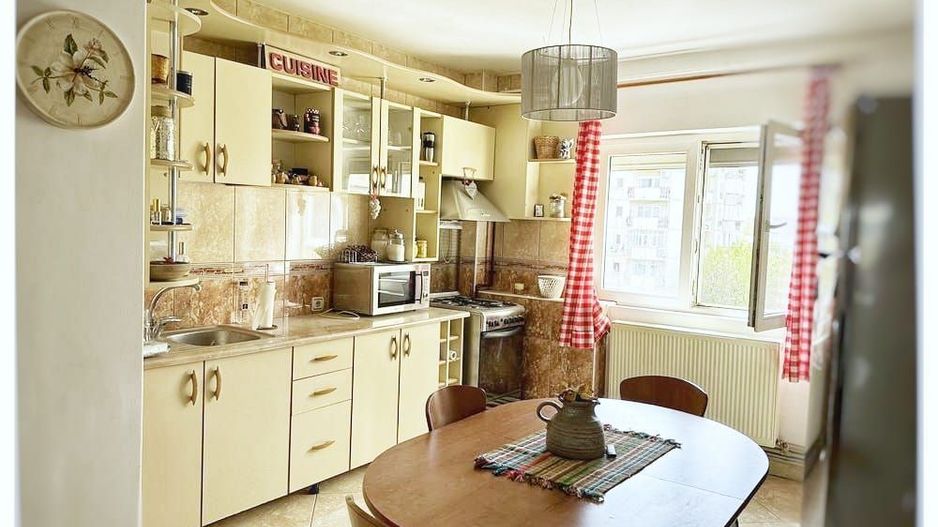 Apartament 3 camere de inchiriat zona Vitan - Poză 2