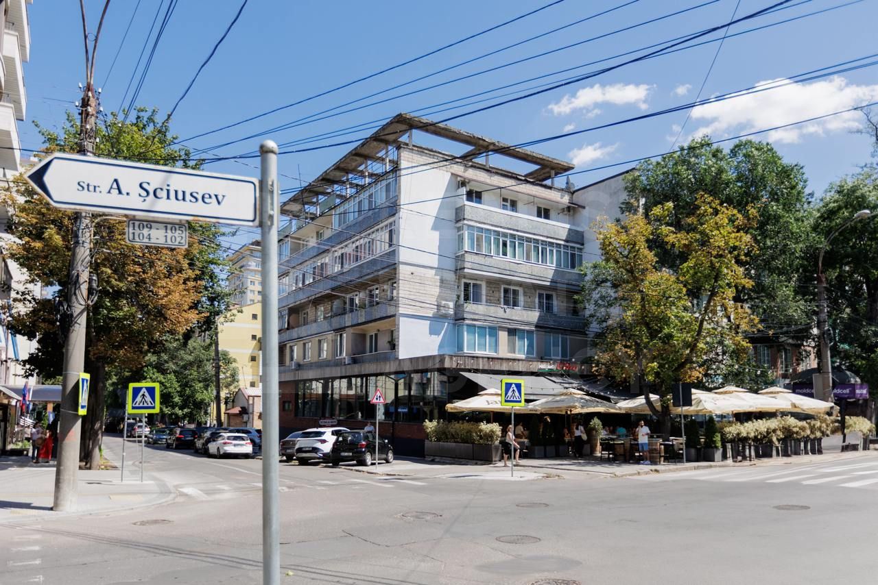 Vânzare apartament cu 3 camere,  Alexei Șciusev, Centru - Poză 1