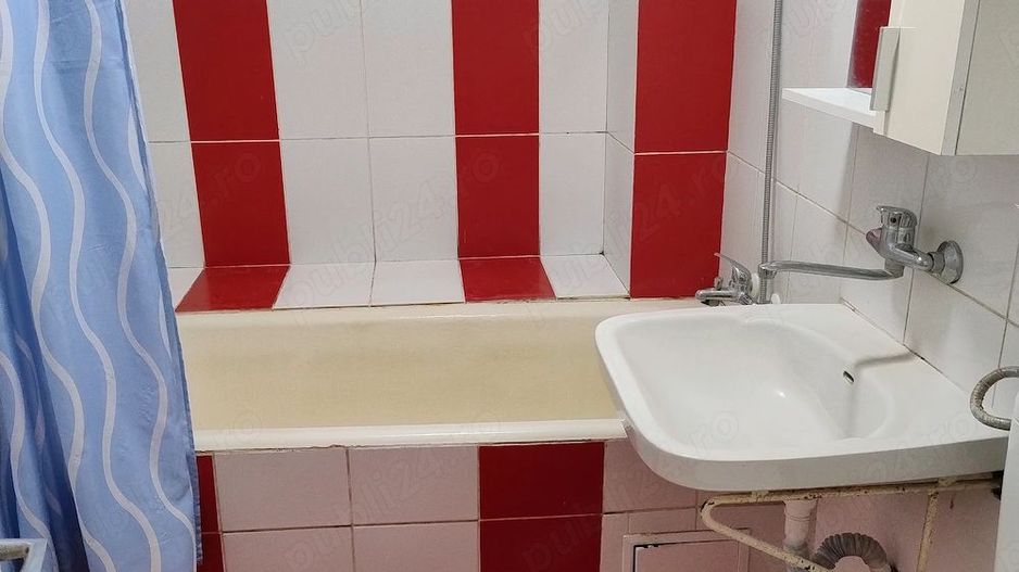 BRASADAS vinde ap 4 cam 2 băi etaj 3/8 84 mp. - Poză 6