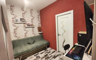 Garsoniera Decomandata Mobilata si Utilata 12 min Metrou Teclu - Poză 1