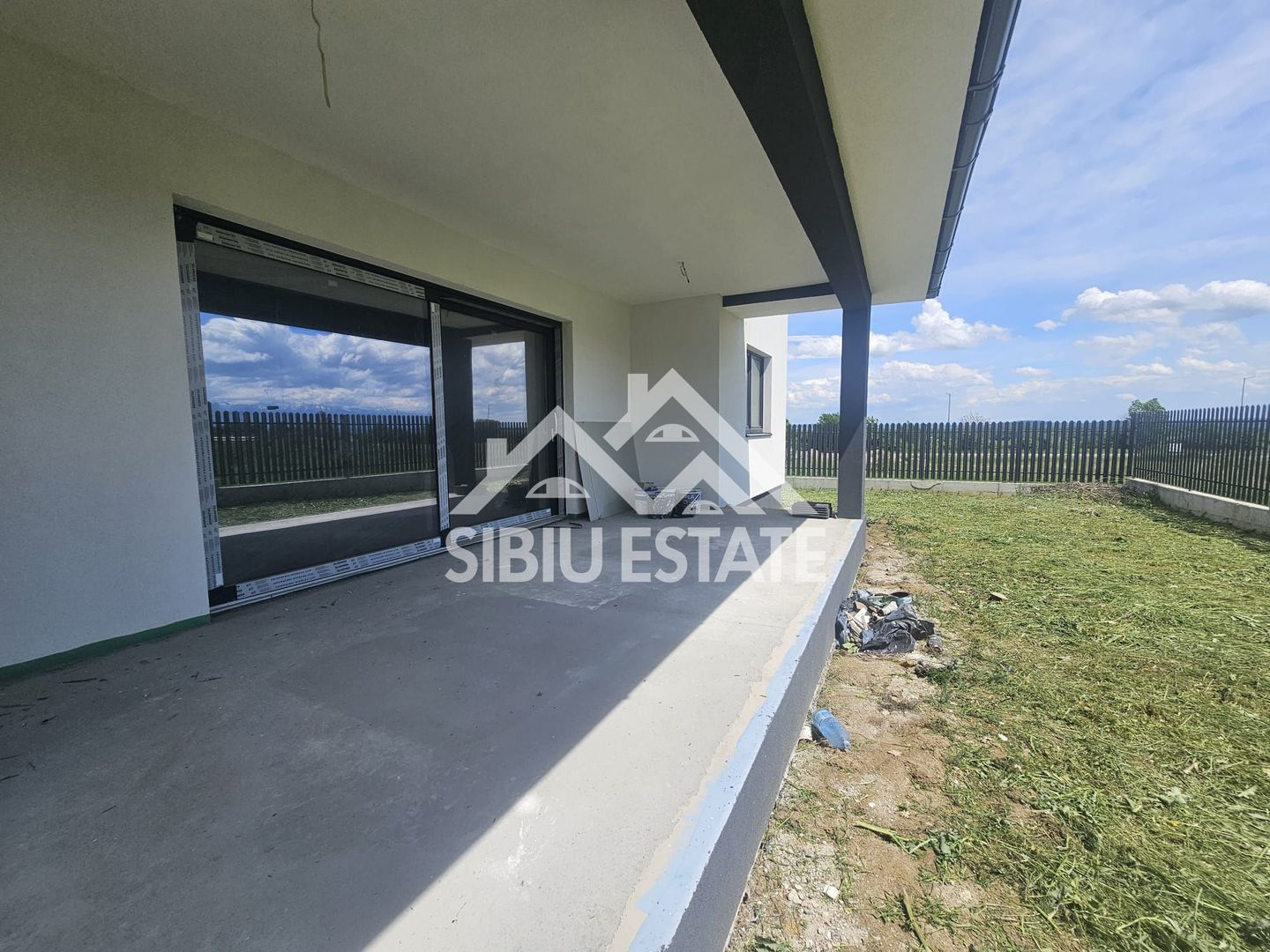 Casa noua cu pivnita, terasa, carport - Poză 9