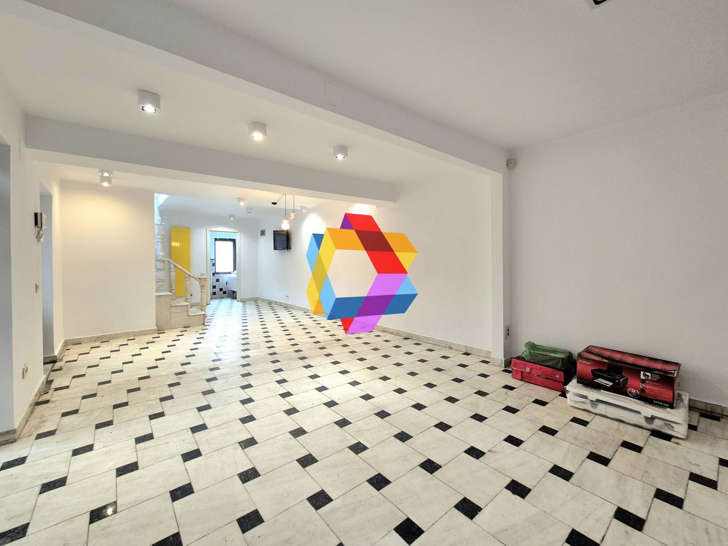 Spatiu comercial la casa - 170 mp - Poză 2