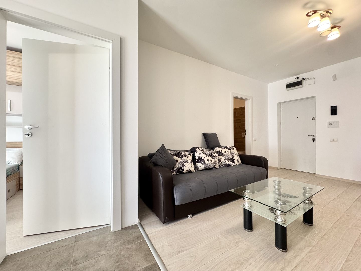 Apartament 2 camere elegant, aproape de centru, complex modern - Poză 5