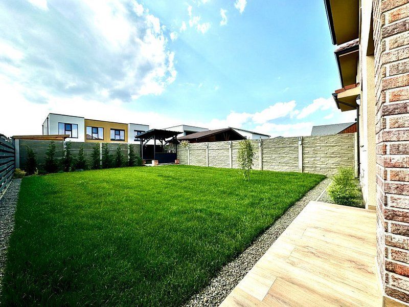 Design modern - casa in Dumbravita - Poză 37