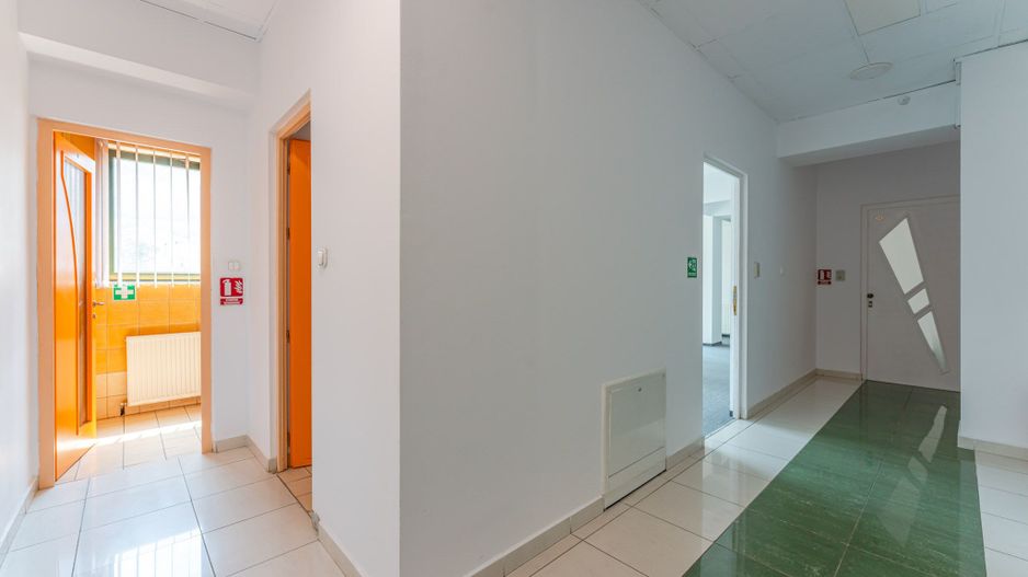 Spațiu de Birouri de Închiriat – 110 mp, Strada Nicolae Titulescu, Brașov - Poză 9