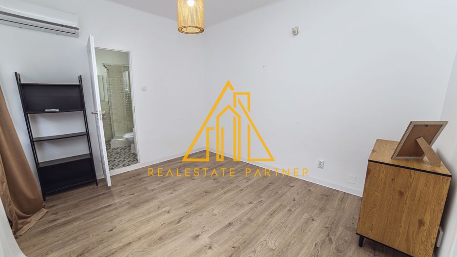 Apartament 4 camere renovat, central, ideal rezidențial sau activitate business - Poză 20