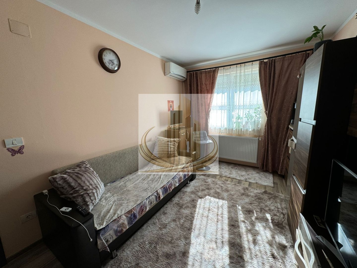 Apartament complet mobilat cu 3 camere în Giroc - Poză 10