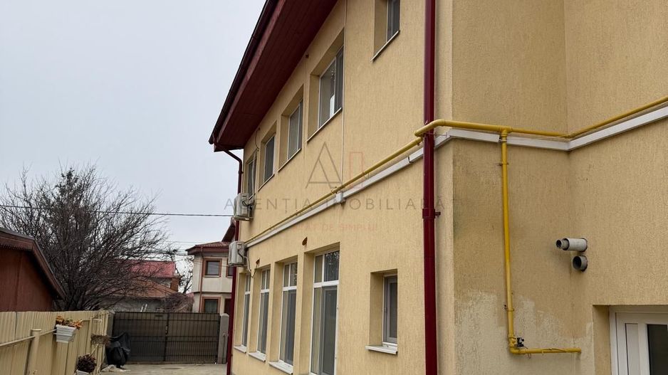 Vila Azil  14 Camere - Poză 4