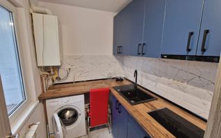 Apartament 2 camere de închiriat în Alexandru cel Bun, renovat integral și mobilat modern - Poză 3
