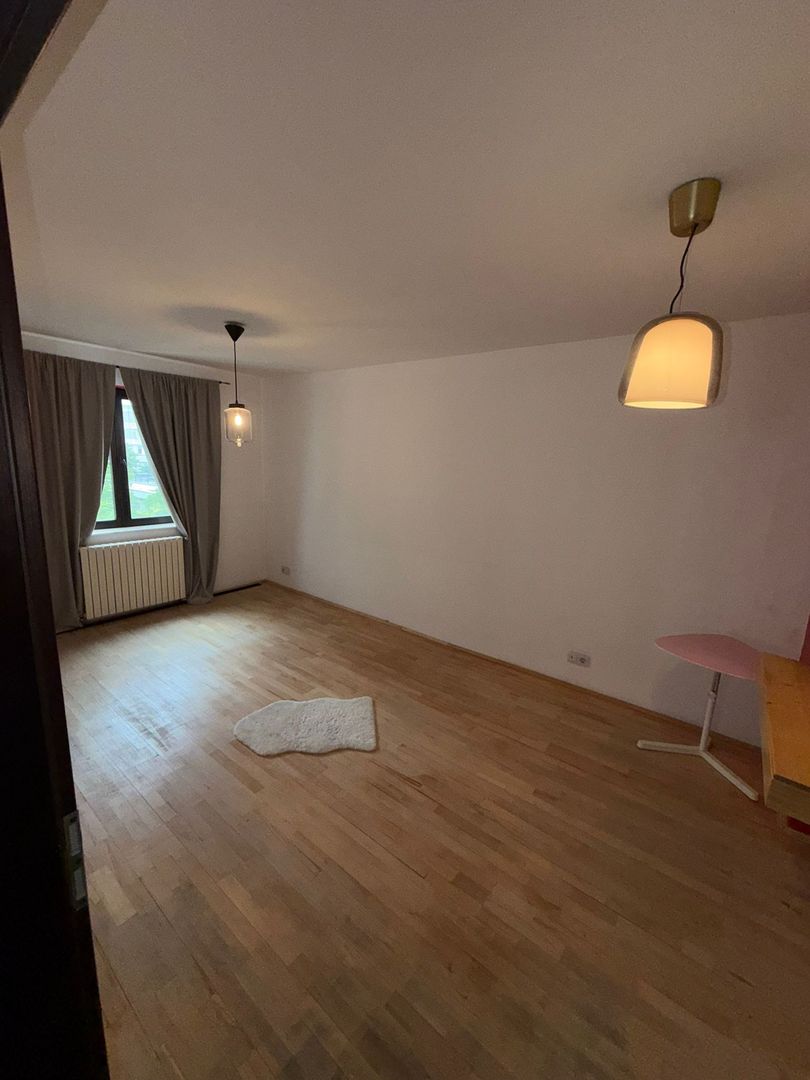 Apartament 4 camere de vanzare Crângași - Poză 21