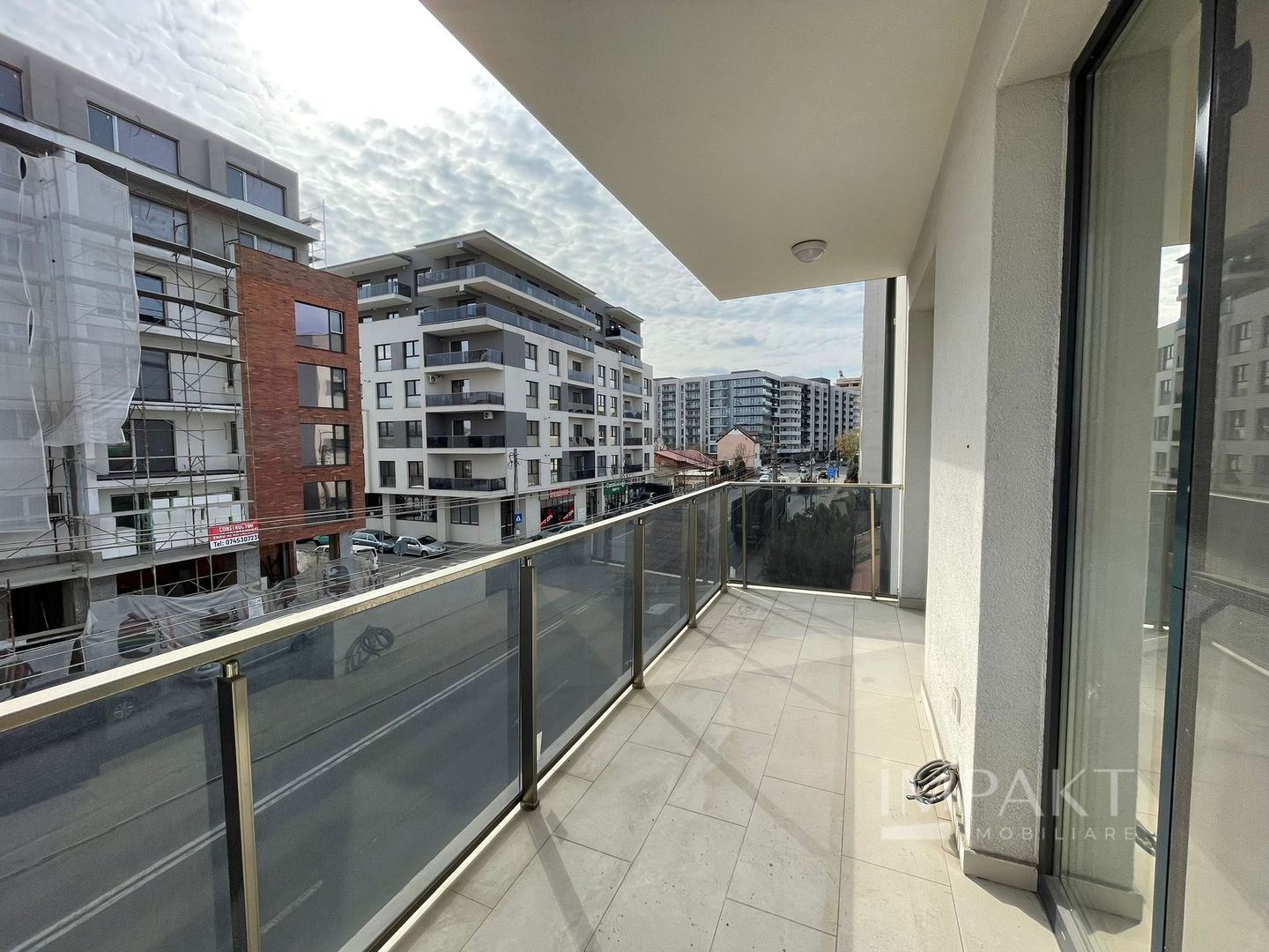 Apartament 3 camere, 60 mp, zona Bulgaria, luminos si spatios - Poză 10