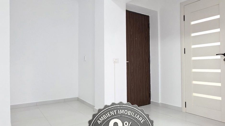 Apartament cu 3 camere, etaj 3, renovat total, VASLUI zona CENTRU-AUROCOR; - Poză 2