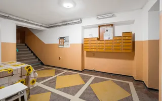 DE INCHIRIAT Apartament 2 camere B- dul Victoriei 4, etaj 2din7! - Poză 17