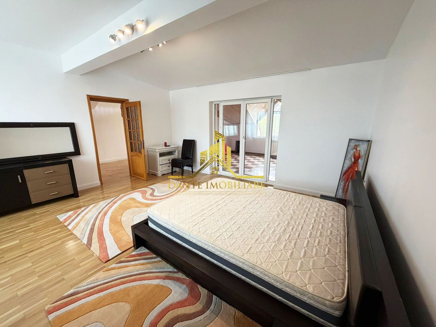 Casa, 6 camere, ultrafinisata, lux, curte, garaj, Andrei Muresanu - Poză 7