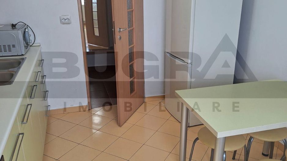 Apartament 3 camere decomandate, 2 bai, 2 balcoane, zona Golden Tulip - Poză 5