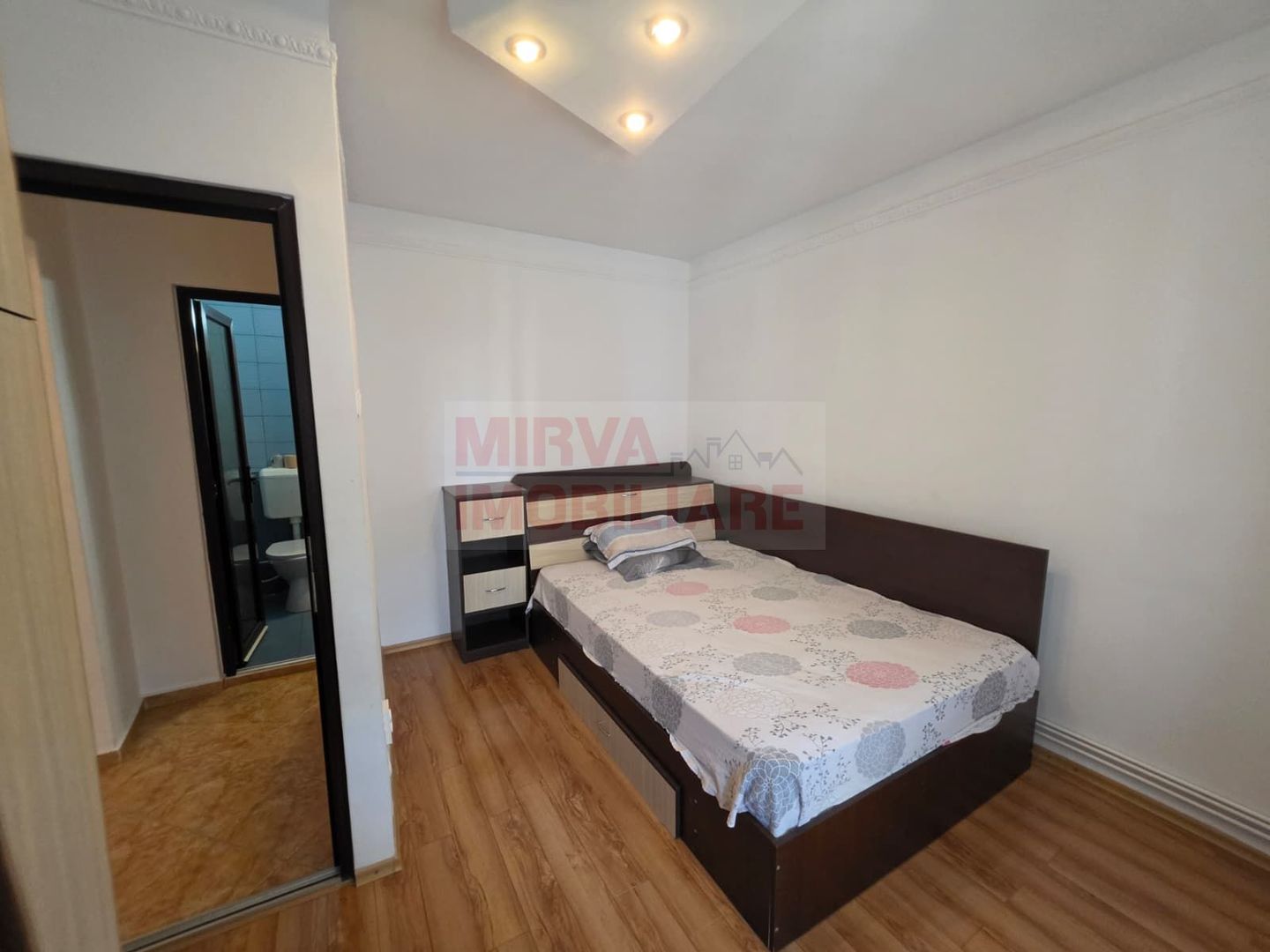 Apartament 2 camere de inchiriat – zona Republicii, mobilat si utilat - Poză 18