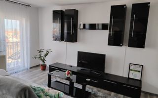 Apartament modern 3 camere 65 mp utili balcon zona Vasile Aaron - Poză 4