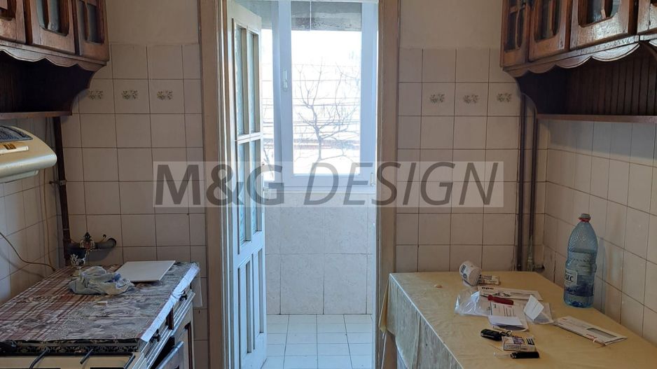 Apartament 3 camere Lipovei etaj 1 cu centrala - Poză 10