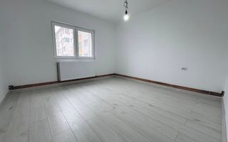 Apartament 2 Camere - Etaj 1 - Zona Mal - Renovat - Poză 4