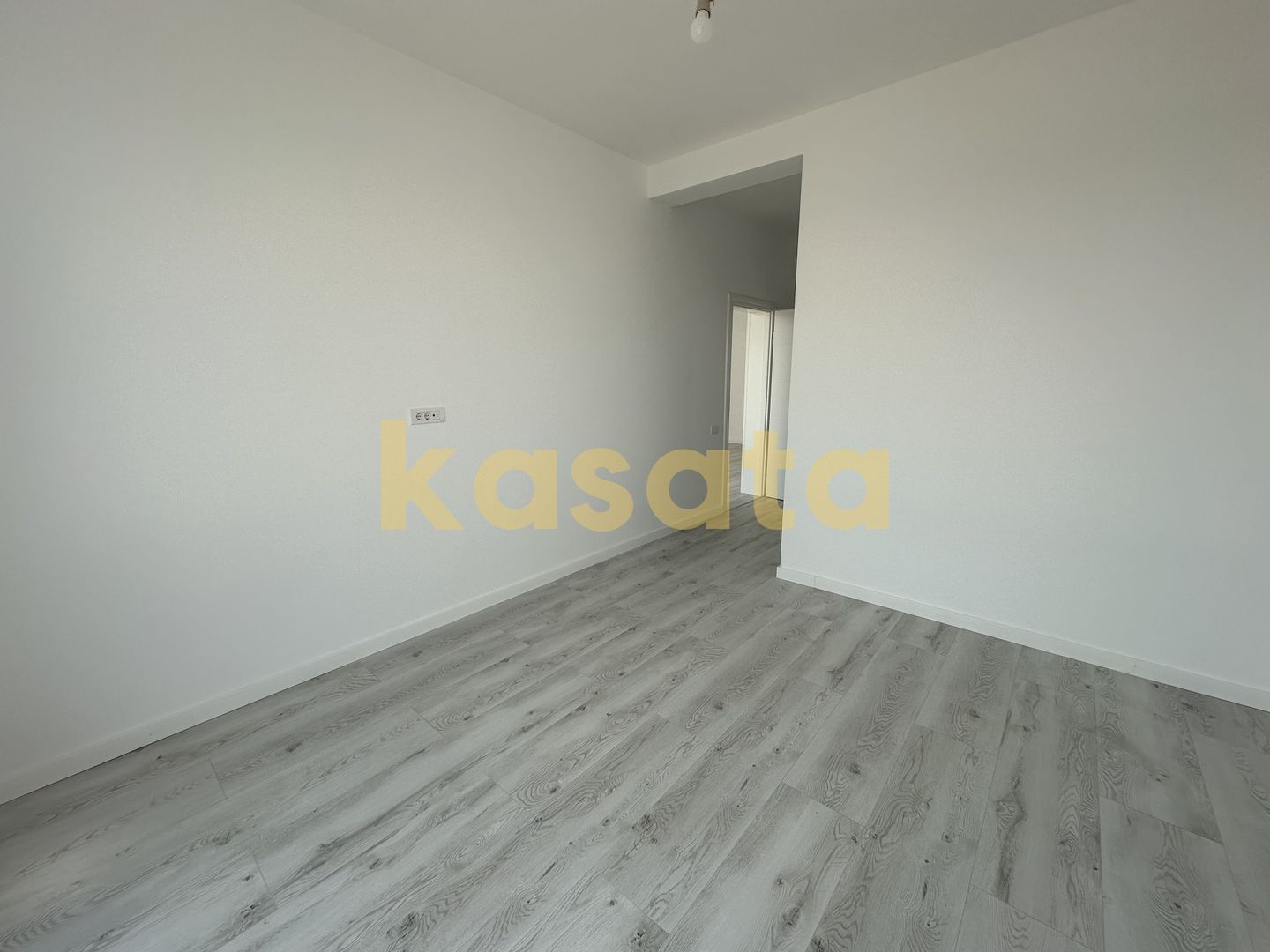 Casă pe parter | 4 camere | Domnești 🏡 - Poză 9