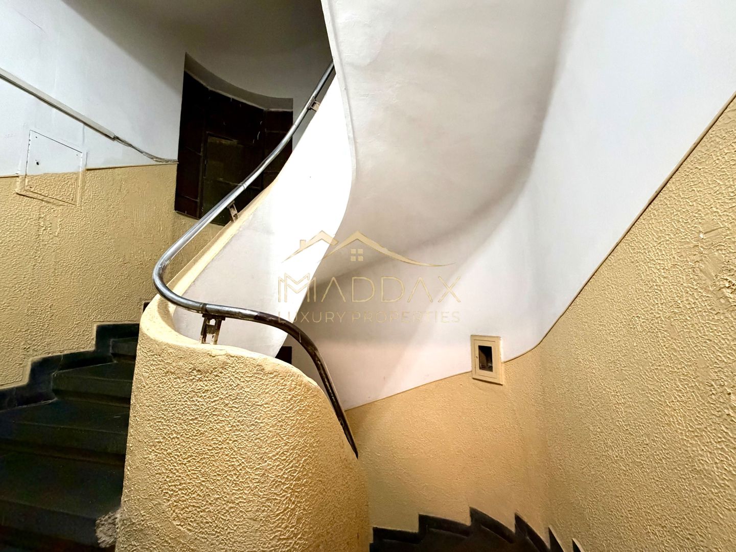 Studio *mobilat complet* // Piata Amzei - Poză 19