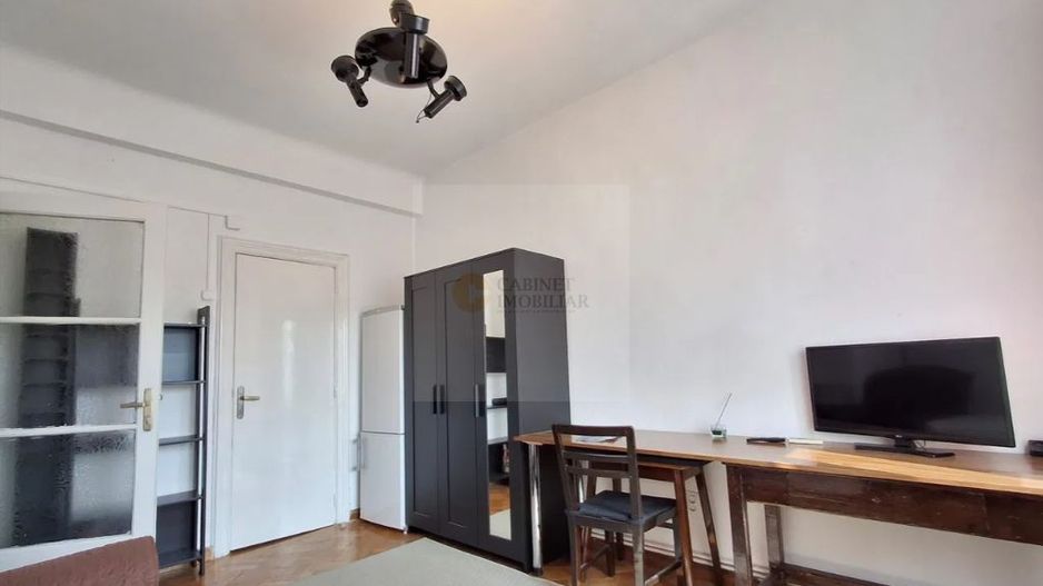 Fara Risc |   Garsoniera |  Romana |  AIRBNB - Poză 4