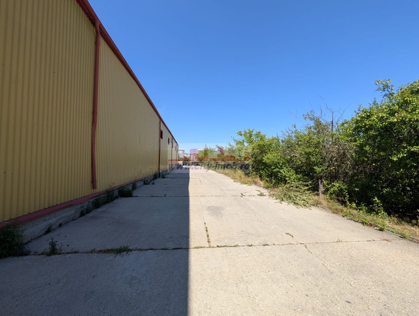 Vanzare Teren 10.000 mp  Bld. Iuliu Maniu Bucuresti - Poză 3