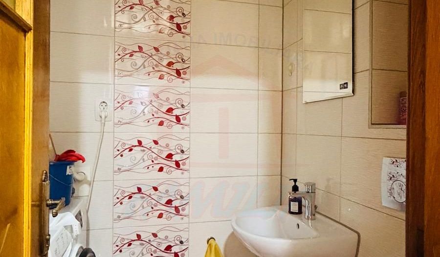 De vanzare apartament cu 4 cam dec. in Galati, piata Centrala, etaj5/7 - Poză 13