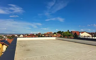 Penthouse 150 mp utili+ terase 200 mp+ 2 parcari subterane +curte 120 mp - Poză 20