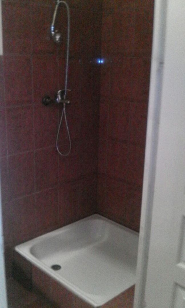BRASADAS vinde garsoniera 21 mp etaj 4/4 zona Closca. - Poză 4