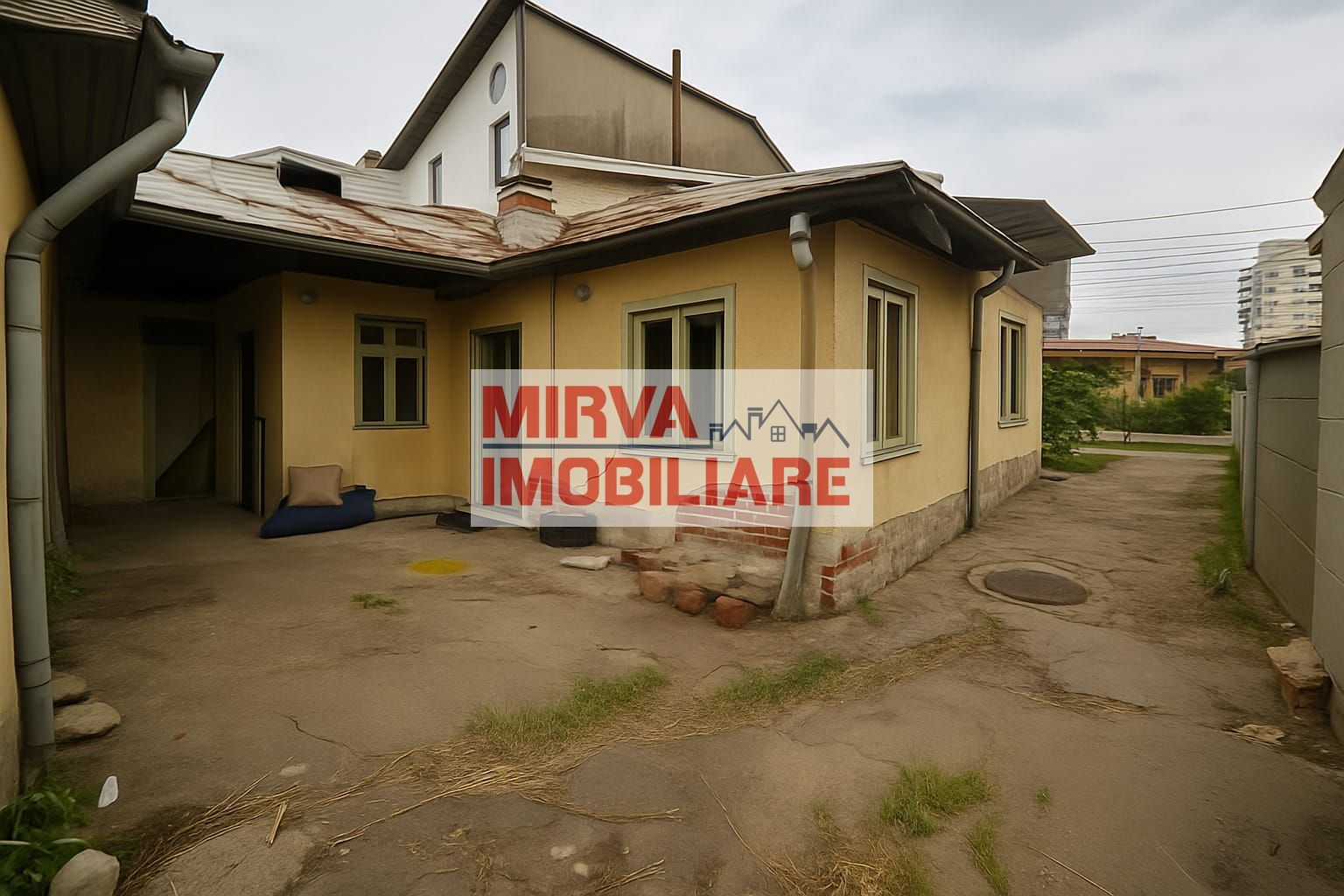 🏡 Casă interbelică cu dublu potențial – Zona Cantacuzino, Ploiești - Poză 9