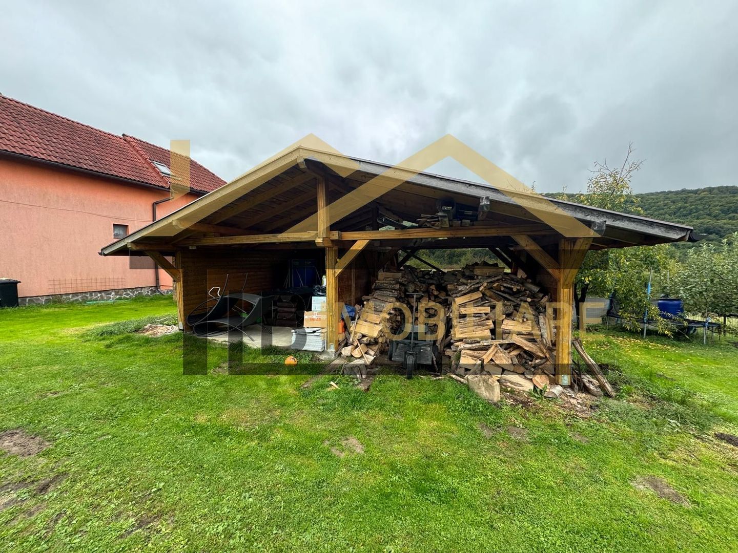 Vila cu 8 camere de vanzare, teren 1580mp, Zona Praid - Poză 38