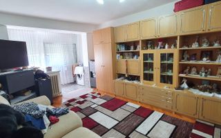 Apartament 3 camere, mobilat, utilat, Cetate - Poză 1