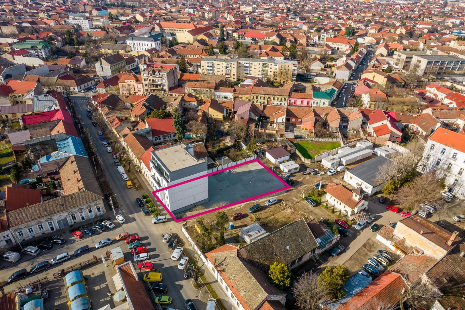 Clădire în zonă ultracentrală a Aradului - Poză 4