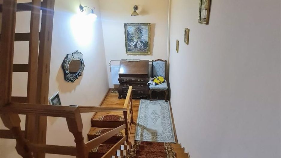 Casa D+P+E  zona Garii Oradea - Poză 11