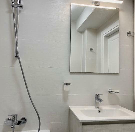 APARTAMENT RECENT RENOVAT ZONA DOROBANTI - Poză 7