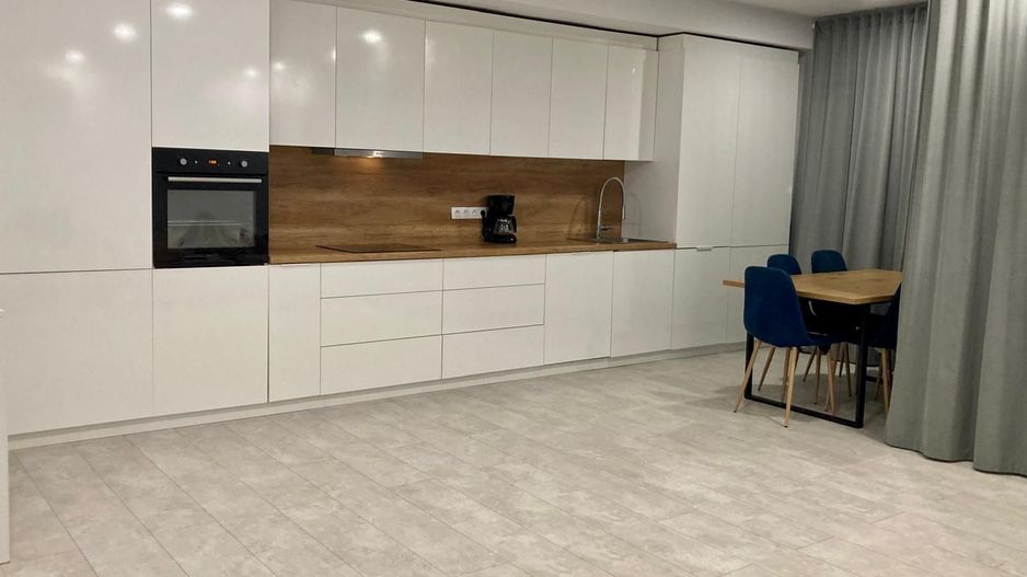COSMOPOLIS - Apartament cu 3 camere, mobilat si utilat. - Poză 6
