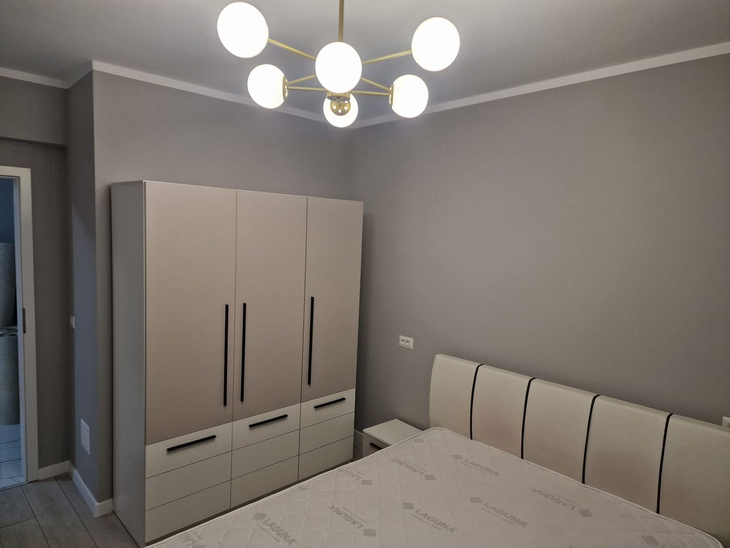 AP. 2 CAMERE DOBROESTI, PET-FRIENDLY, BUCATARIE INCHISA, CENTRALA - Poză 1