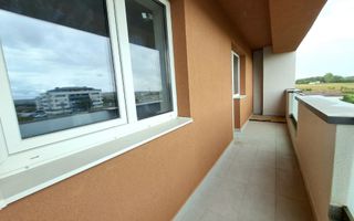 Apartament Sibiu 3 camere, 2 bai, terasa si boxa - Poză 15