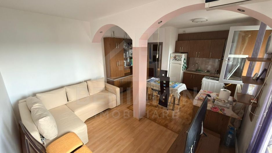 2 camere - 44mp - modern - mobilat - utilat - centrala - Craiovita - Poză 3