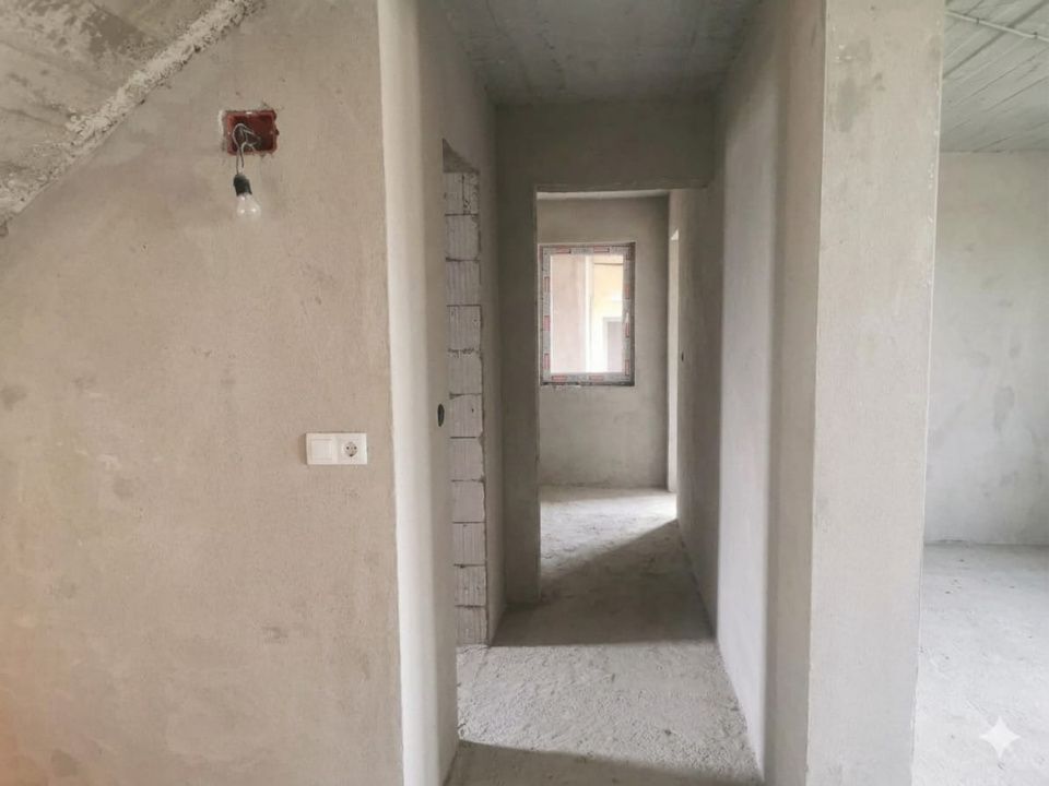 Casa la gri  Jieni, Simnic  - Poză 6