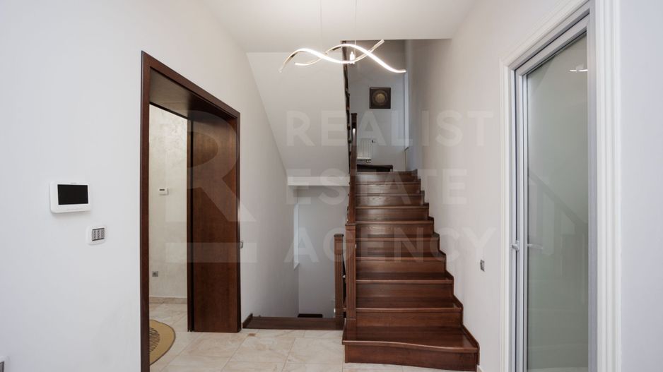 Chirie, casă 350 mp + 6 ari, str. Alexei Mateevici, Centru - Poză 8