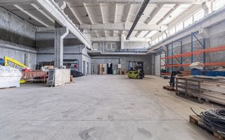 Hala industriala Codlea ,se poate impartii in doua - Poză 7
